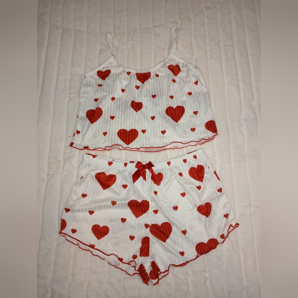 Heart Print Pajama Set | Tagged XL (Fits Small) - Picture 2 of 11